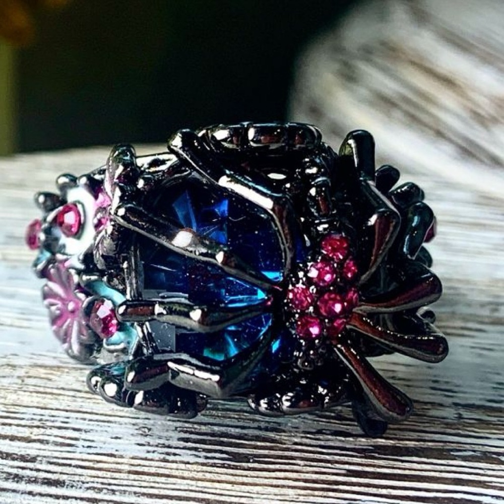 3242 Intricate Black and Blue Women's Ring